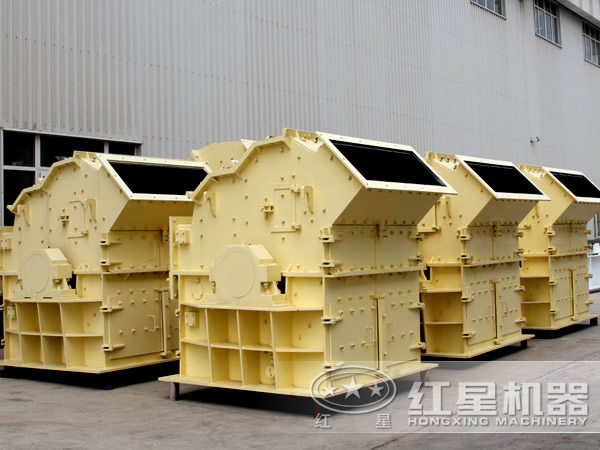 河南細(xì)碎機(jī)廠家車(chē)間一角