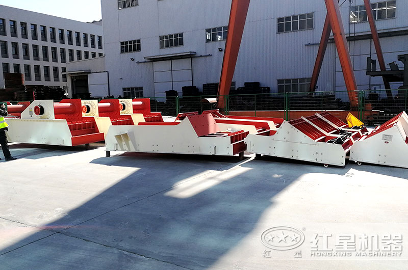 振動給料機(jī)現(xiàn)貨供應(yīng)，型號全