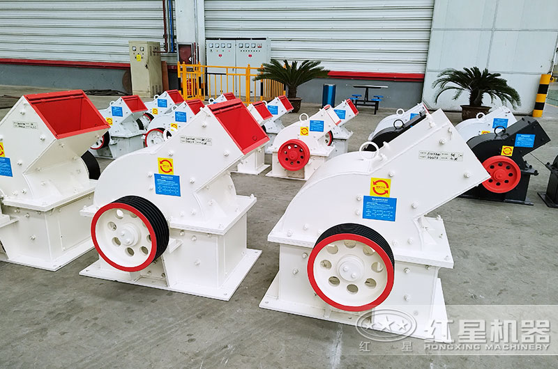 PC錘式破碎機(jī)圖片