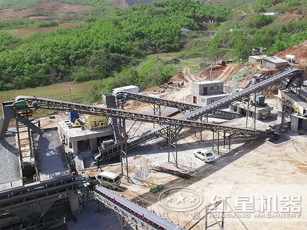 能把石塊破碎成石子的打石機(jī)多少錢(qián)？怎么配置？