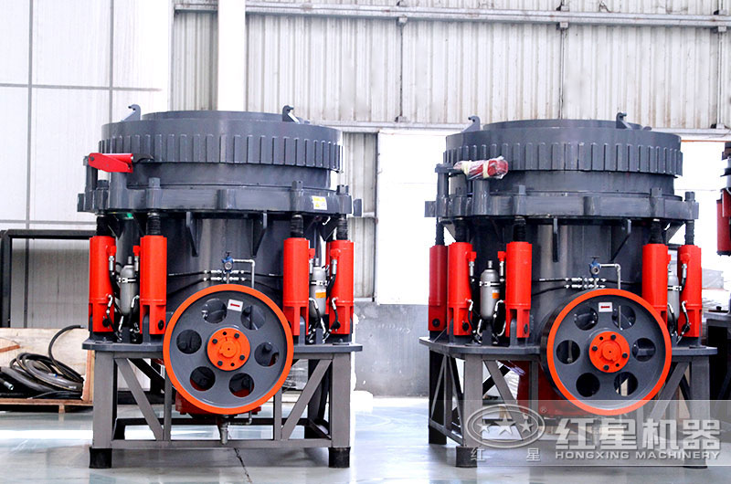 含鐵的石頭用什么破碎機粉碎比較好？