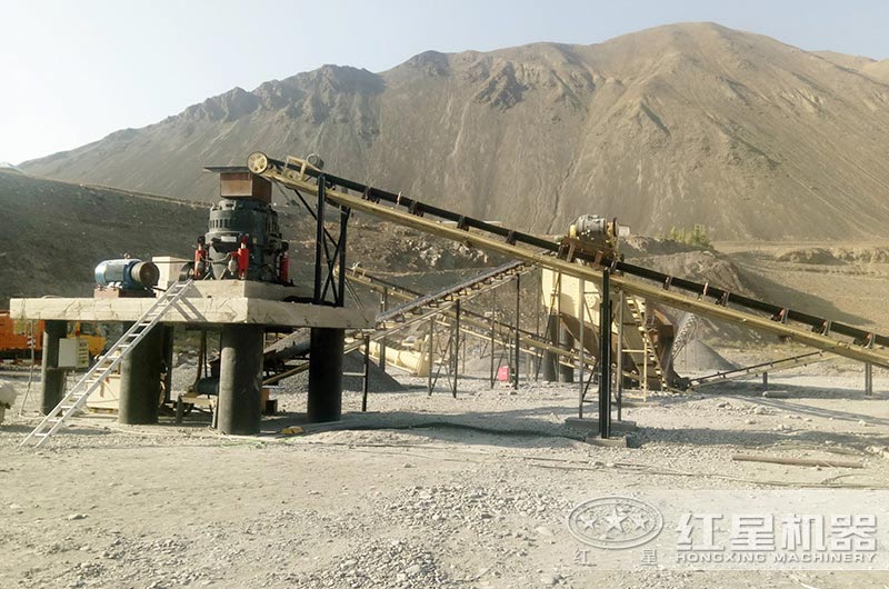 中型碎石機(jī)多少錢一臺(tái)，一天能碎多少石頭？