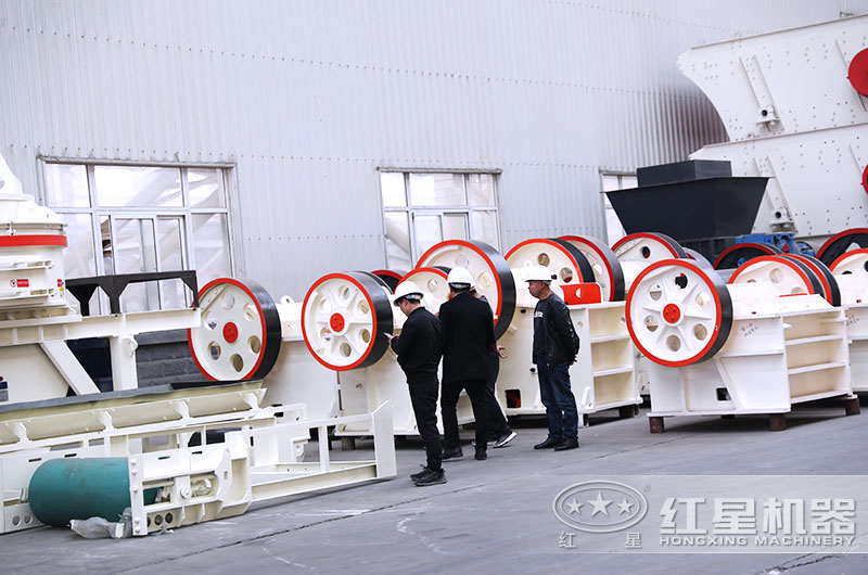 石子粉碎機(jī)有哪些？哪種適合中小型石料廠？